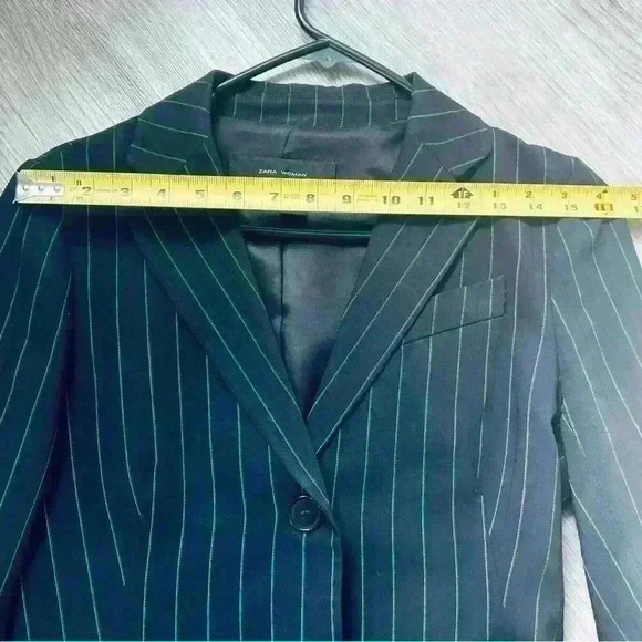 ZARA WOMAN STRIPPES BLACK BLAZER SIZE  4 - Picture 7 of 16